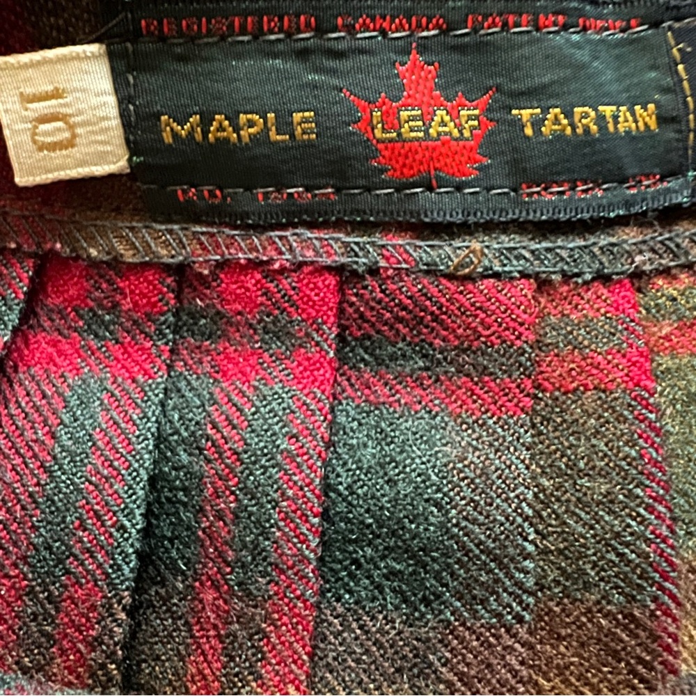 Maple Leaf Tartan Highland Queen Vintage Ladies Kilt Authentic All Wool Pleated - Picture 6 of 7